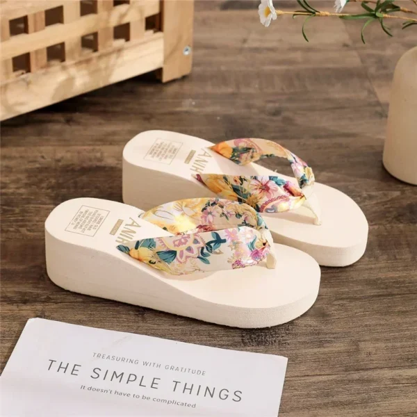 2025 Women's Summer Flip Flops – Stylish Platform Wedge Sandals | Beach & Casual Outdoor Footwear for Every Summer Adventure - Image 5
