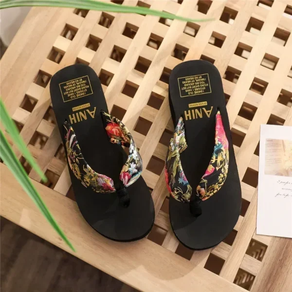 2025 Women's Summer Flip Flops – Stylish Platform Wedge Sandals | Beach & Casual Outdoor Footwear for Every Summer Adventure - Image 6